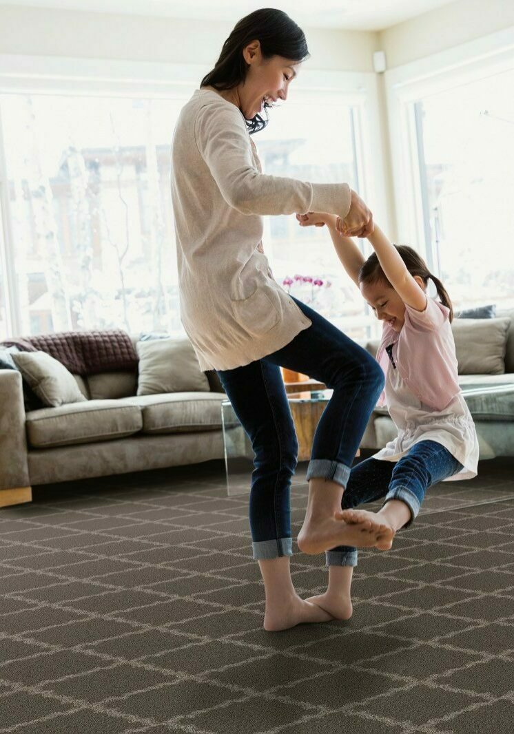 Baby having fun with mom | Floor Craft